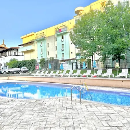 Sunny Sea - Menada Appartement