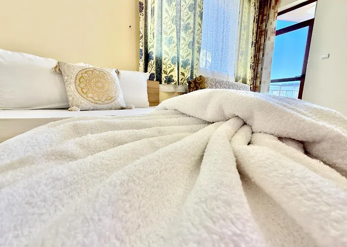 Sunny Sea - Menada Daire *